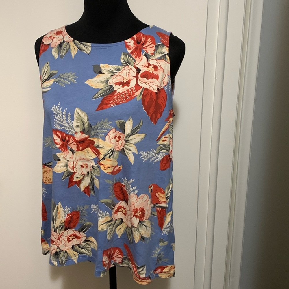 Large Chaps Women’s Tank Top Parrot Pattern